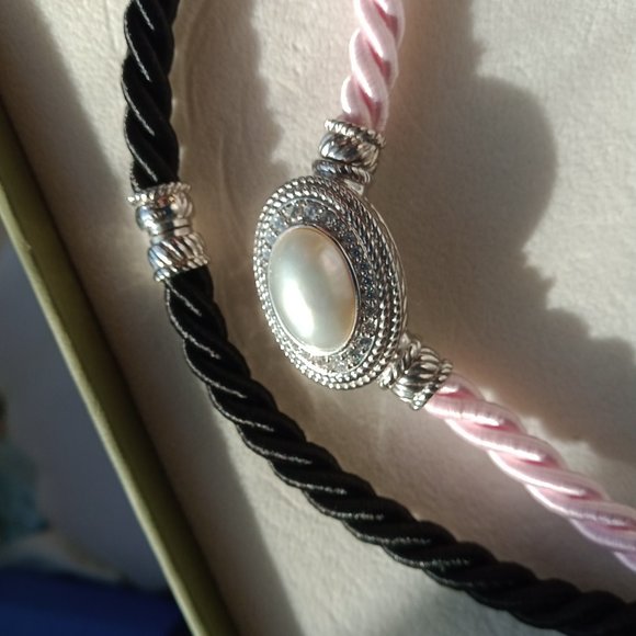Judith Ripka Sterling Oval Cultured Mabe Pearl Enhancer 2 Cords Pink/ Black $510 - Picture 8 of 15